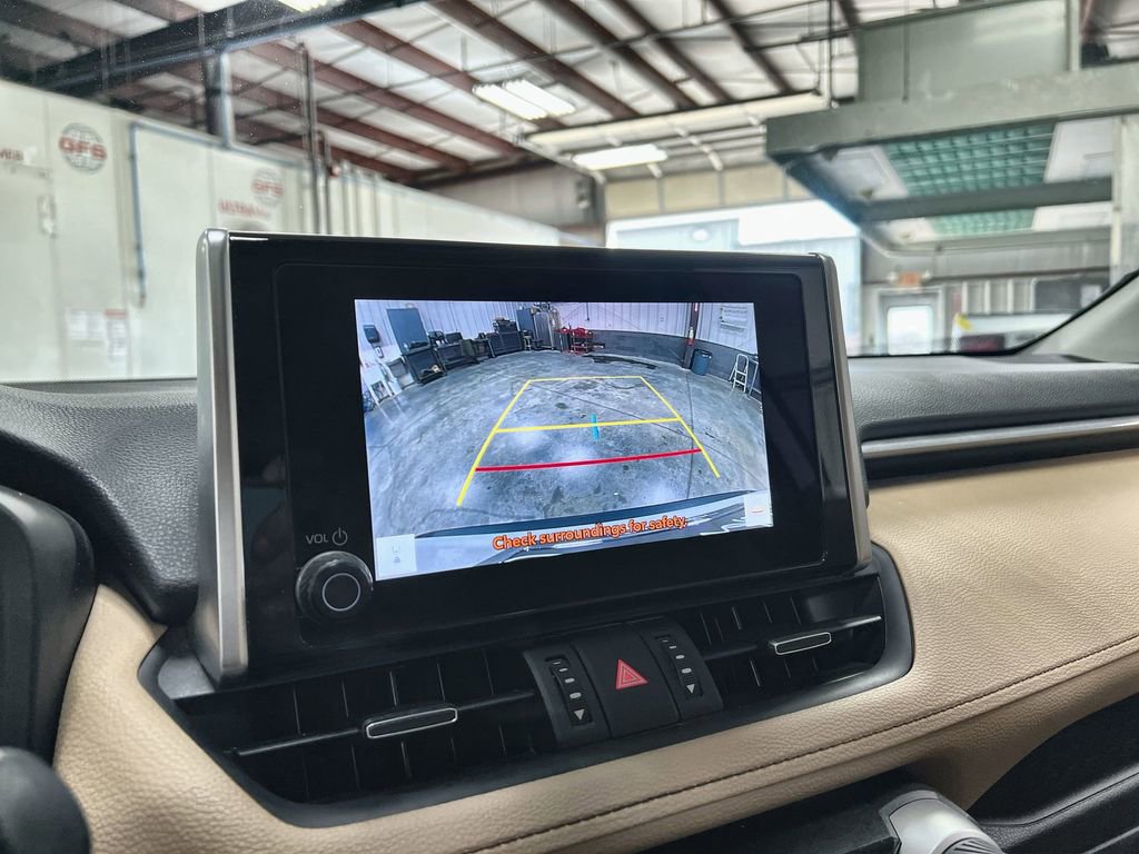 Used 2024 Toyota RAV4 XLE Premium FWD image 34