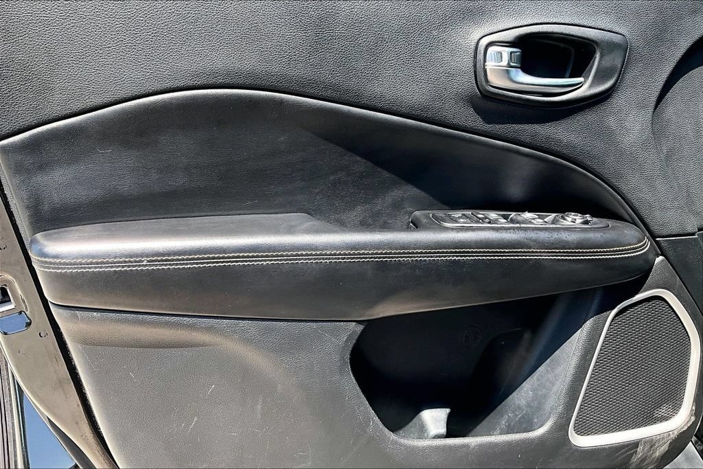 Used 2019 Jeep Compass Sport AWD/4WD image 21