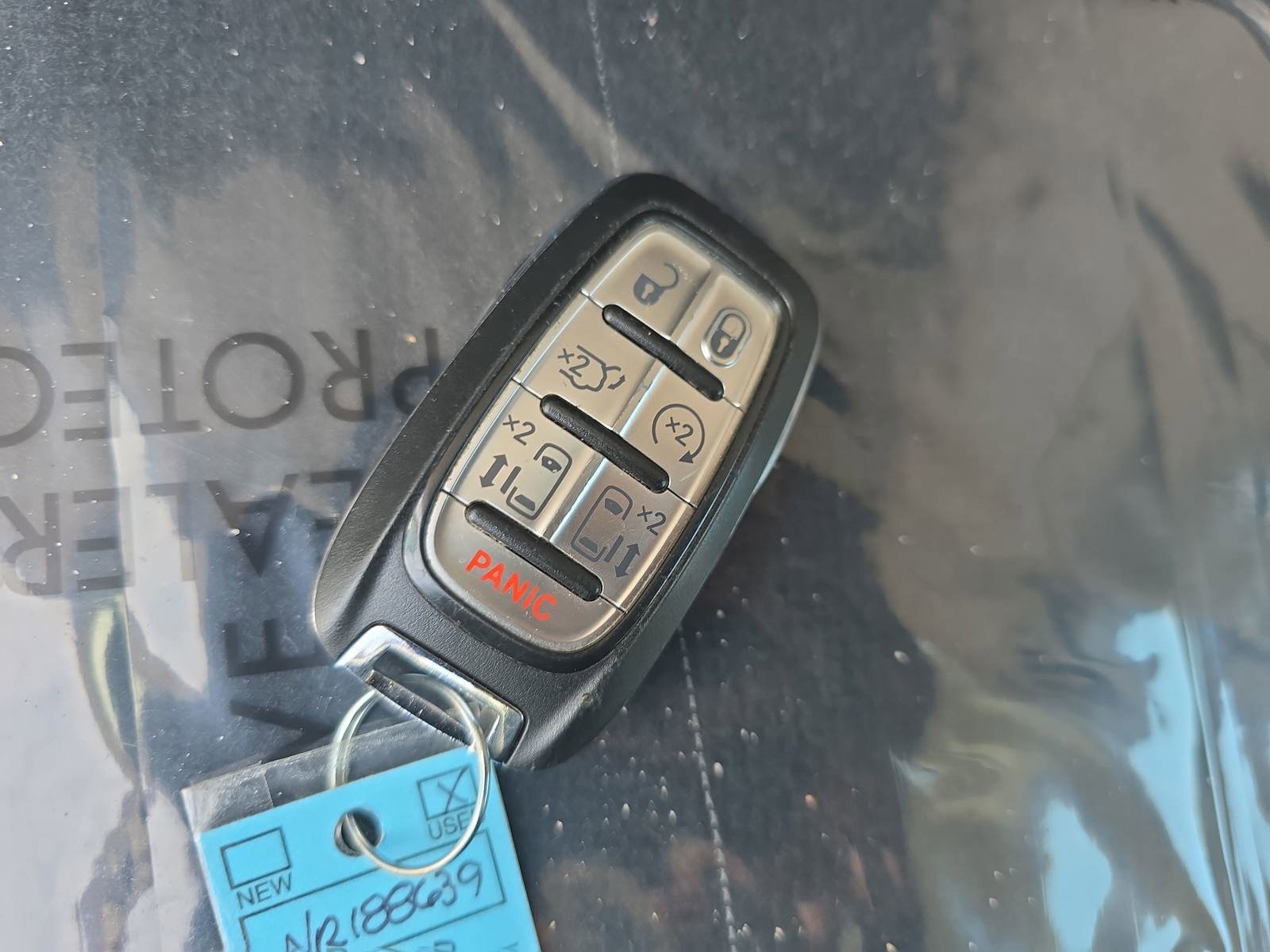 Used 2022 Chrysler Pacifica Touring-L FWD image 37
