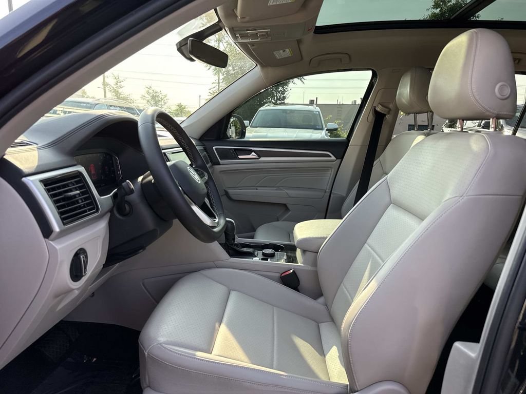 Used 2023 Volkswagen Atlas SE w/ Panoramic Sunroof Package AWD/4WD image 10