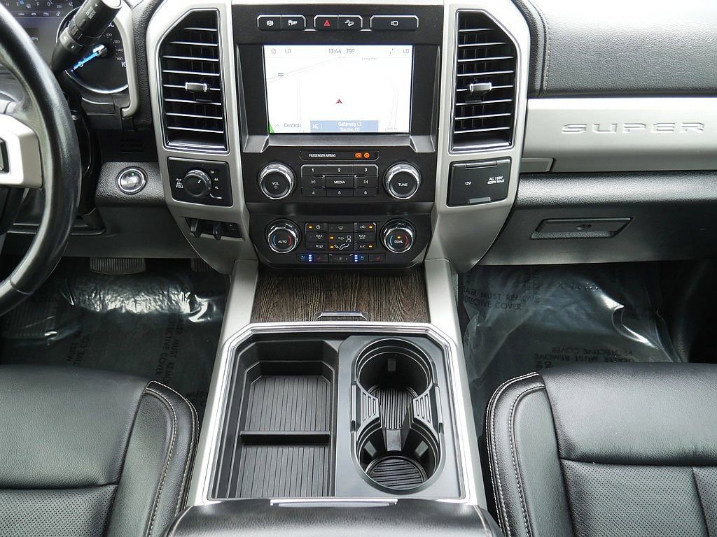 Used 2021 Ford F250 Lariat w/ Lariat Ultimate Package AWD/4WD image 22