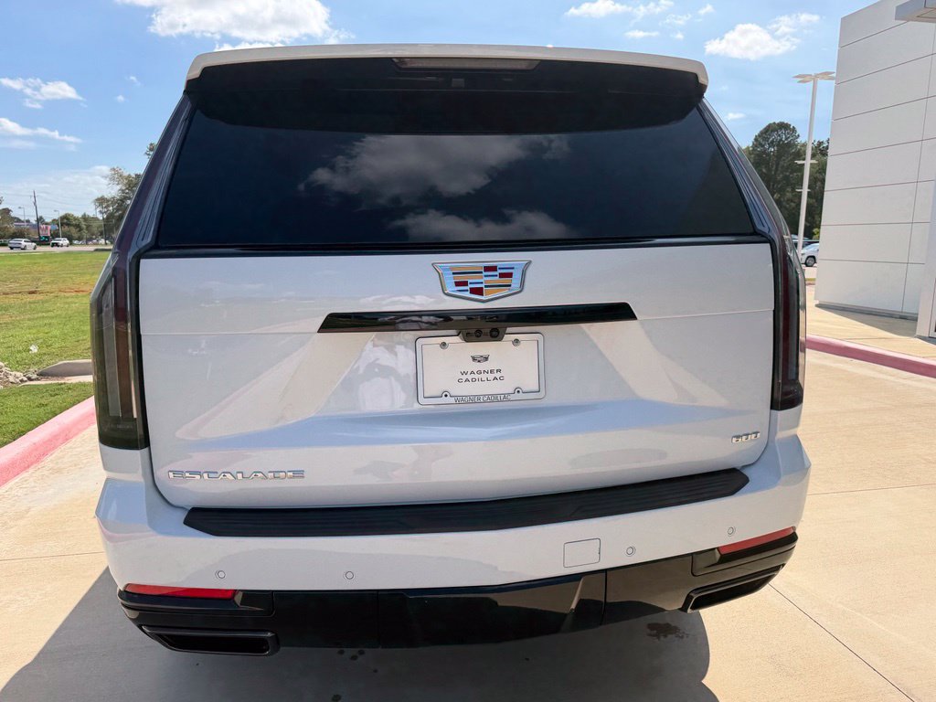 New 2026 Cadillac Escalade Sport w/ LPO, Floor Liner Package AWD/4WD image 5