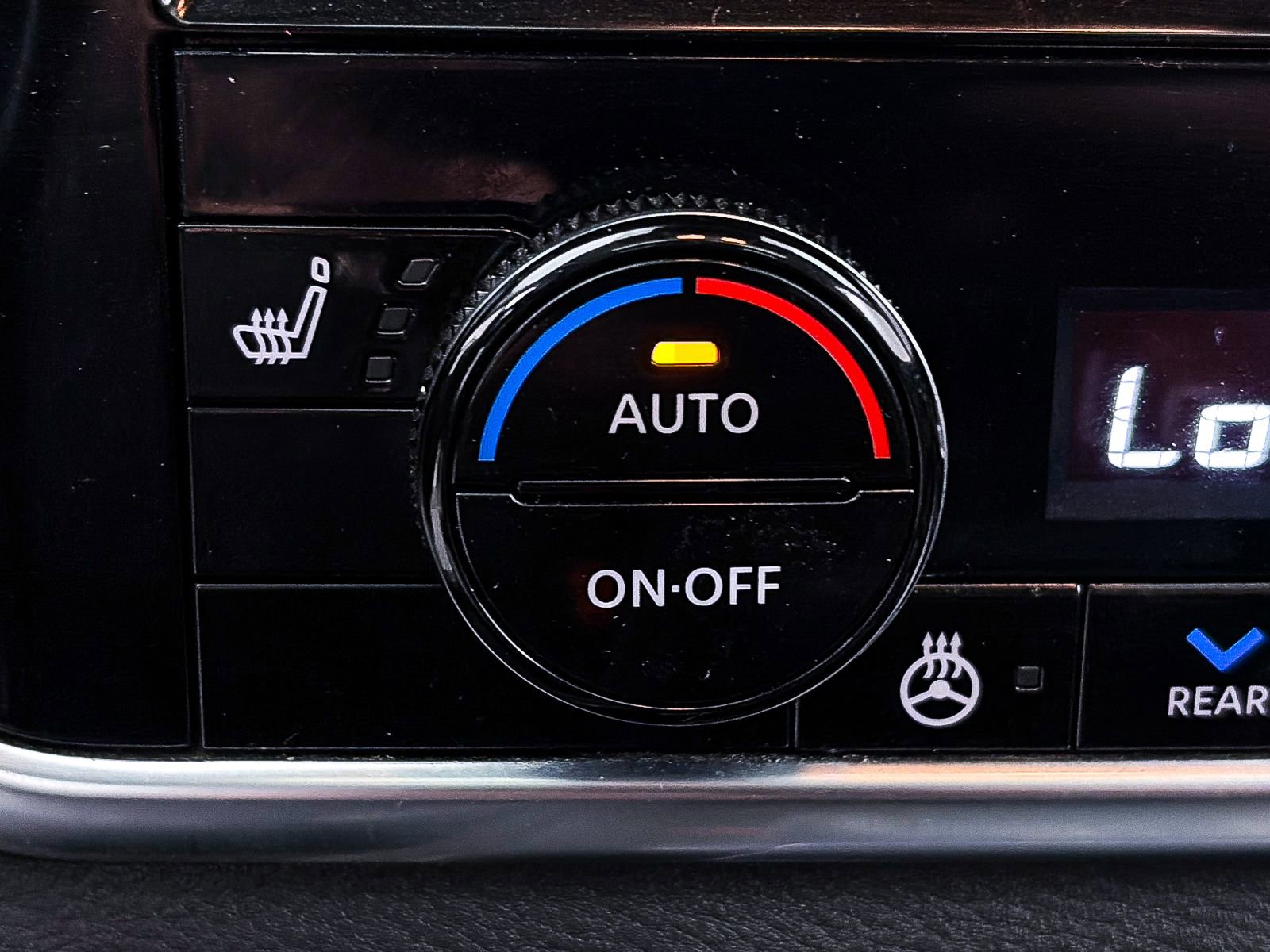 Used 2022 Nissan Rogue Platinum w/ Head-Up Display Package image 28