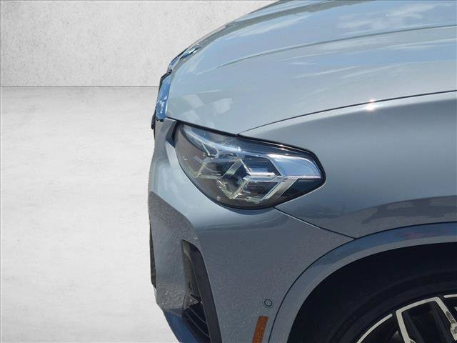 Used 2024 BMW X3 M40i w/ Parking Assistance Package AWD/4WD image 13