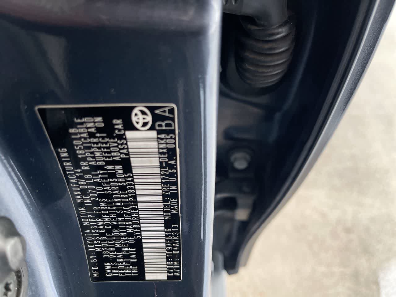 Used 2015 Toyota Corolla LE FWD image 26