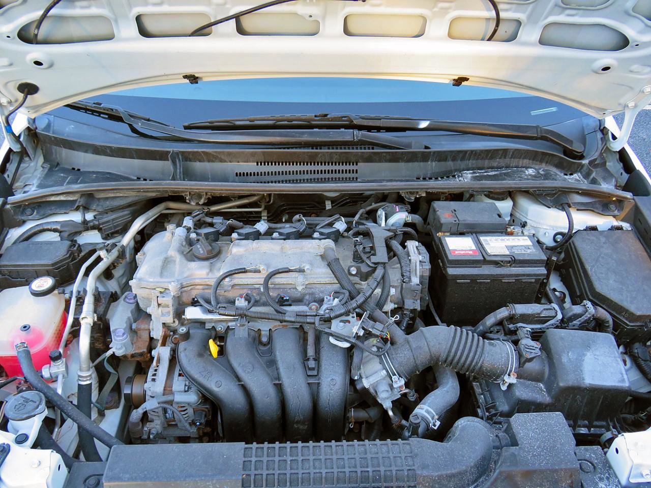 Used 2020 Toyota Corolla LE FWD image 30