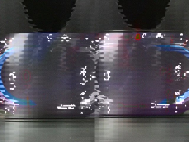 Certified 2024 Volvo XC60 B5 Ultimate w/ Protection Package Premier image 18