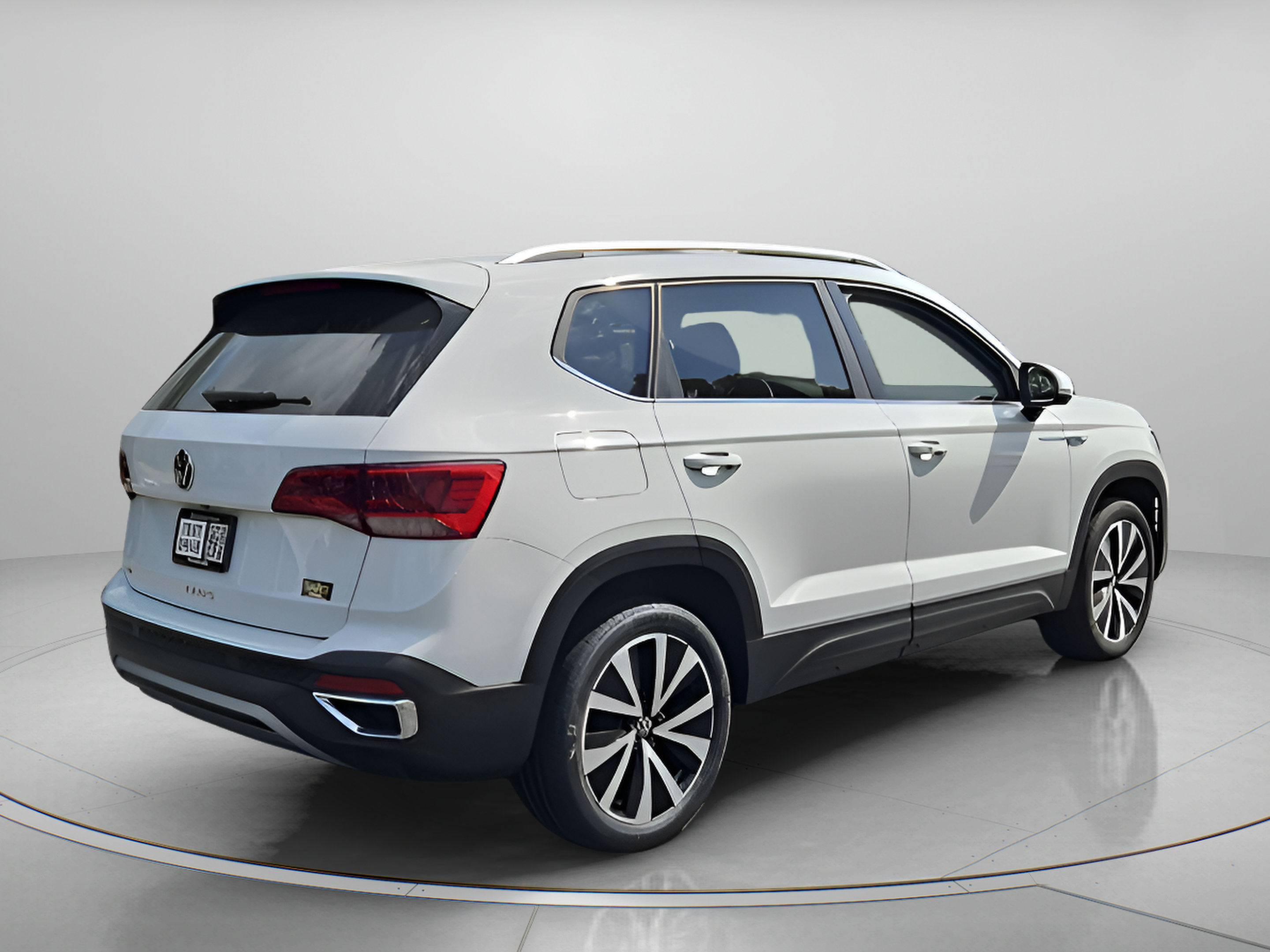 Used 2024 Volkswagen Taos SE FWD image 5