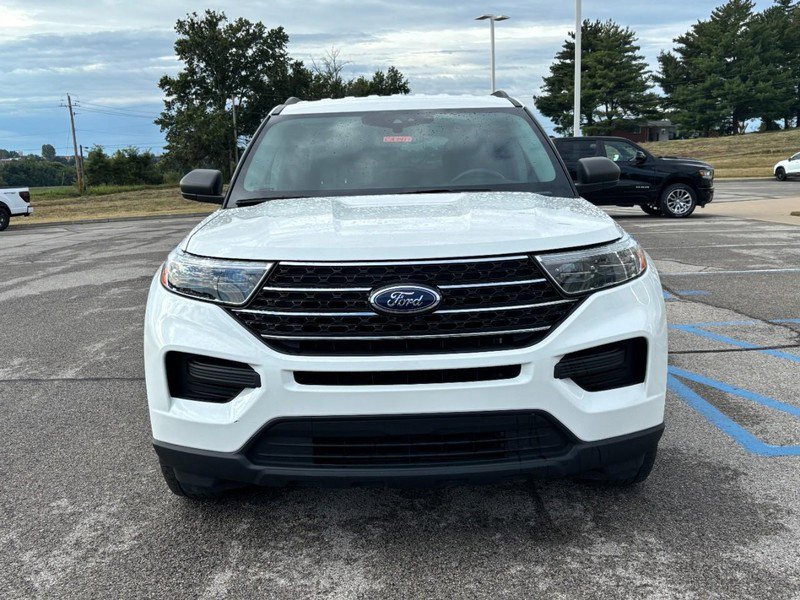Used 2022 Ford Explorer XLT image 12