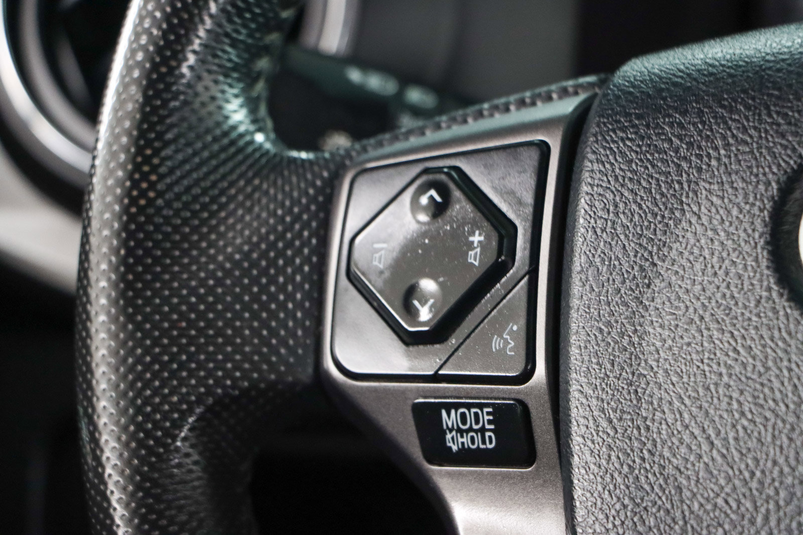 Used 2019 Toyota Tacoma TRD Sport image 15