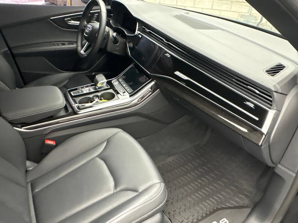 Certified 2025 Audi Q8 Premium Plus AWD/4WD image 25