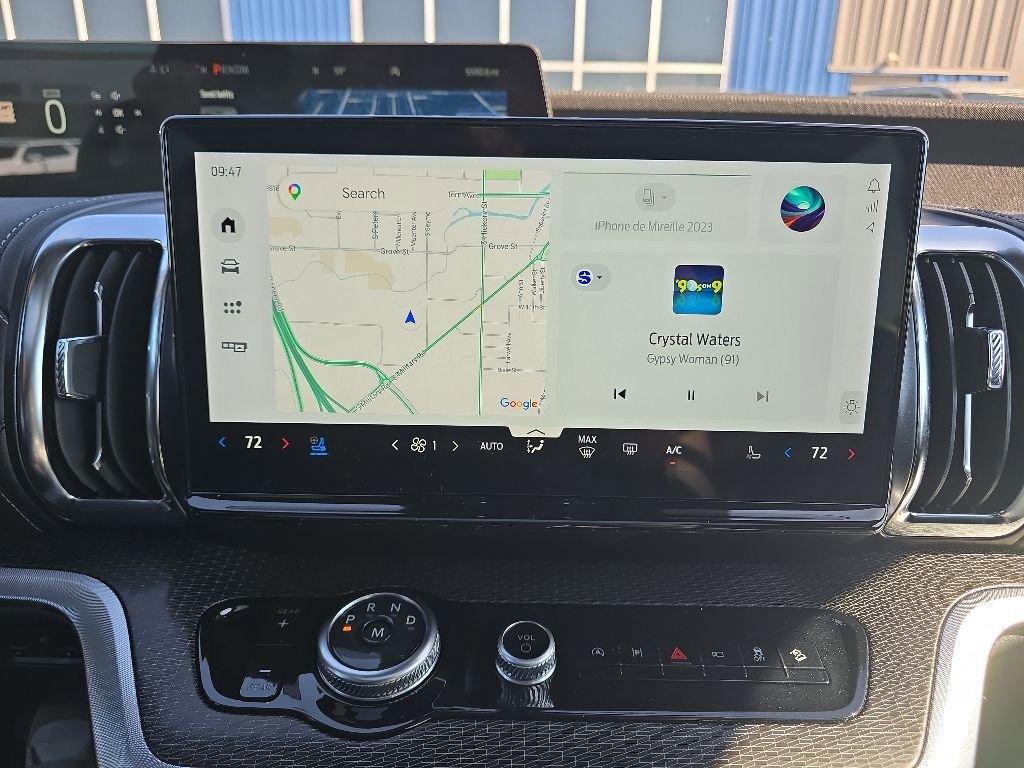 Used 2025 Ford Expedition Platinum w/ Stealth Performance Package AWD/4WD image 30