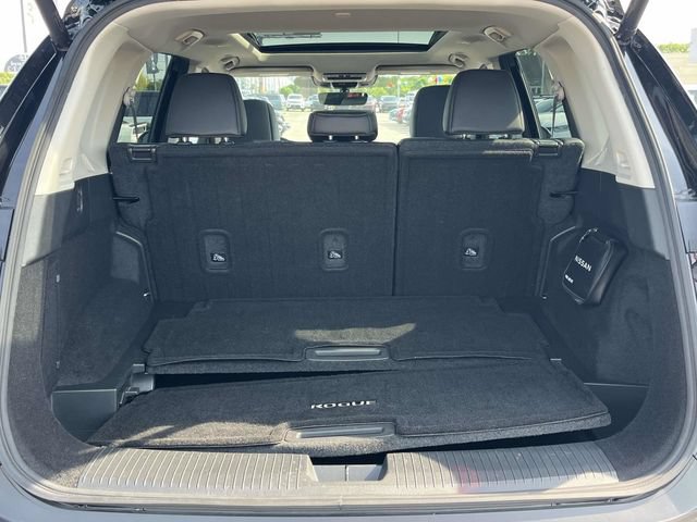 Used 2022 Nissan Rogue SL w/ SL Premium Package FWD image 21