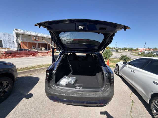 New 2026 Nissan Kicks SV w/ Charging Package FWD image 22
