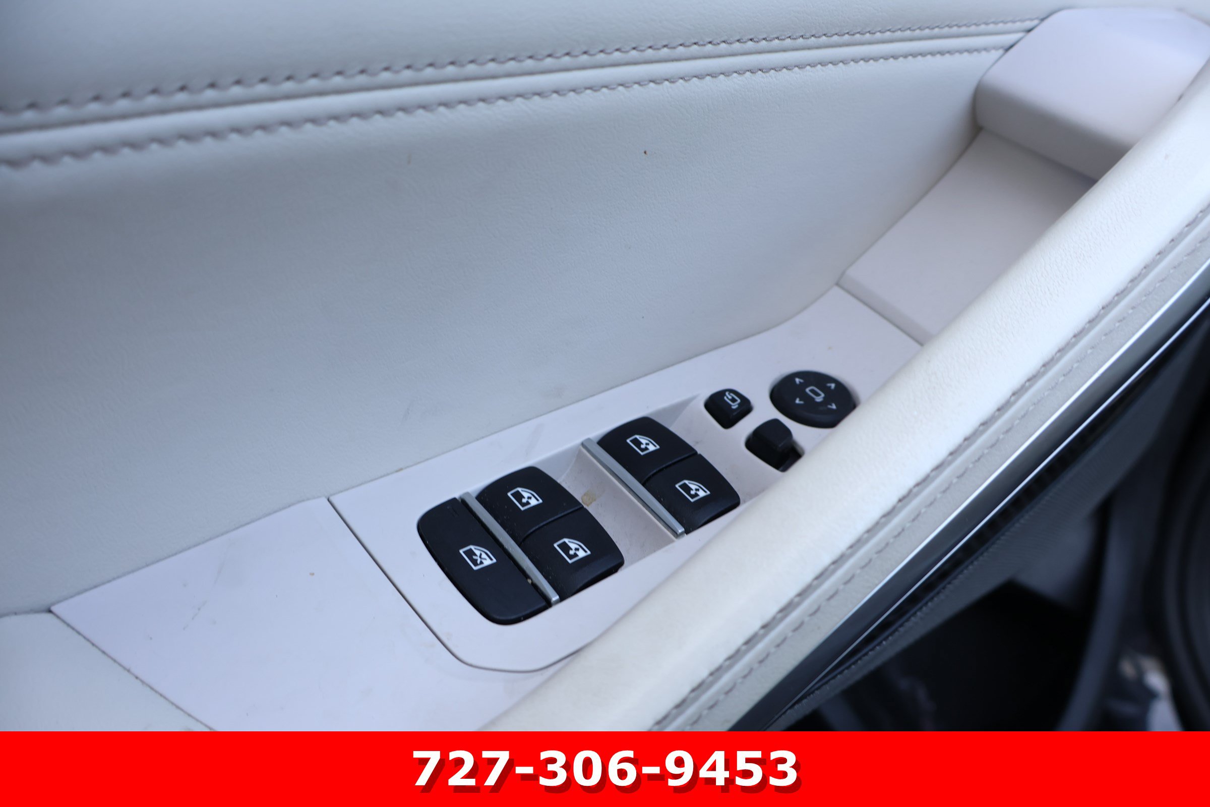 Used 2021 BMW X6 M50i w/ Executive Package AWD/4WD image 12