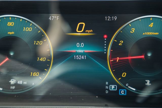 Used 2022 Mercedes-Benz GLB 250 4MATIC image 45