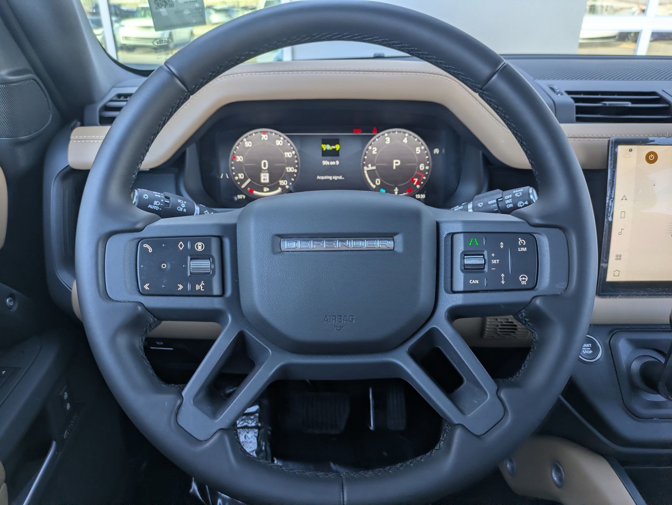 Certified 2025 Land Rover Defender 110 X-Dynamic SE image 15