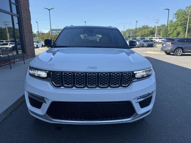 Used 2024 Jeep Grand Cherokee Summit AWD/4WD image 10