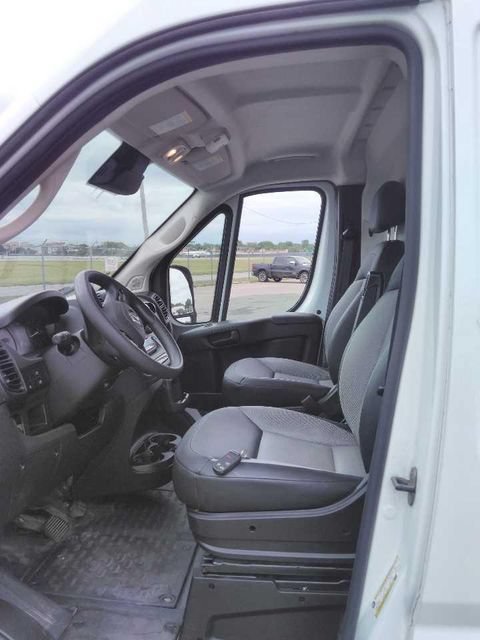 Used 2025 RAM ProMaster 3500 w/ Convenience Group FWD image 6