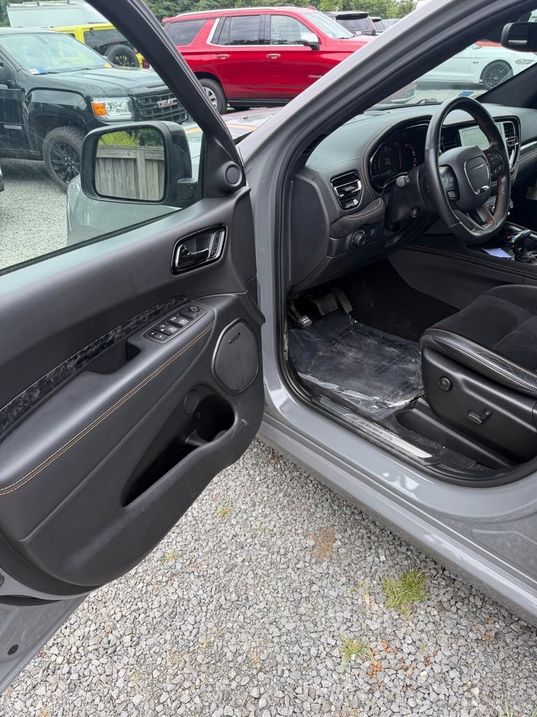Used 2023 Dodge Durango R/T w/ Hemi Orange Plus Package AWD/4WD image 14