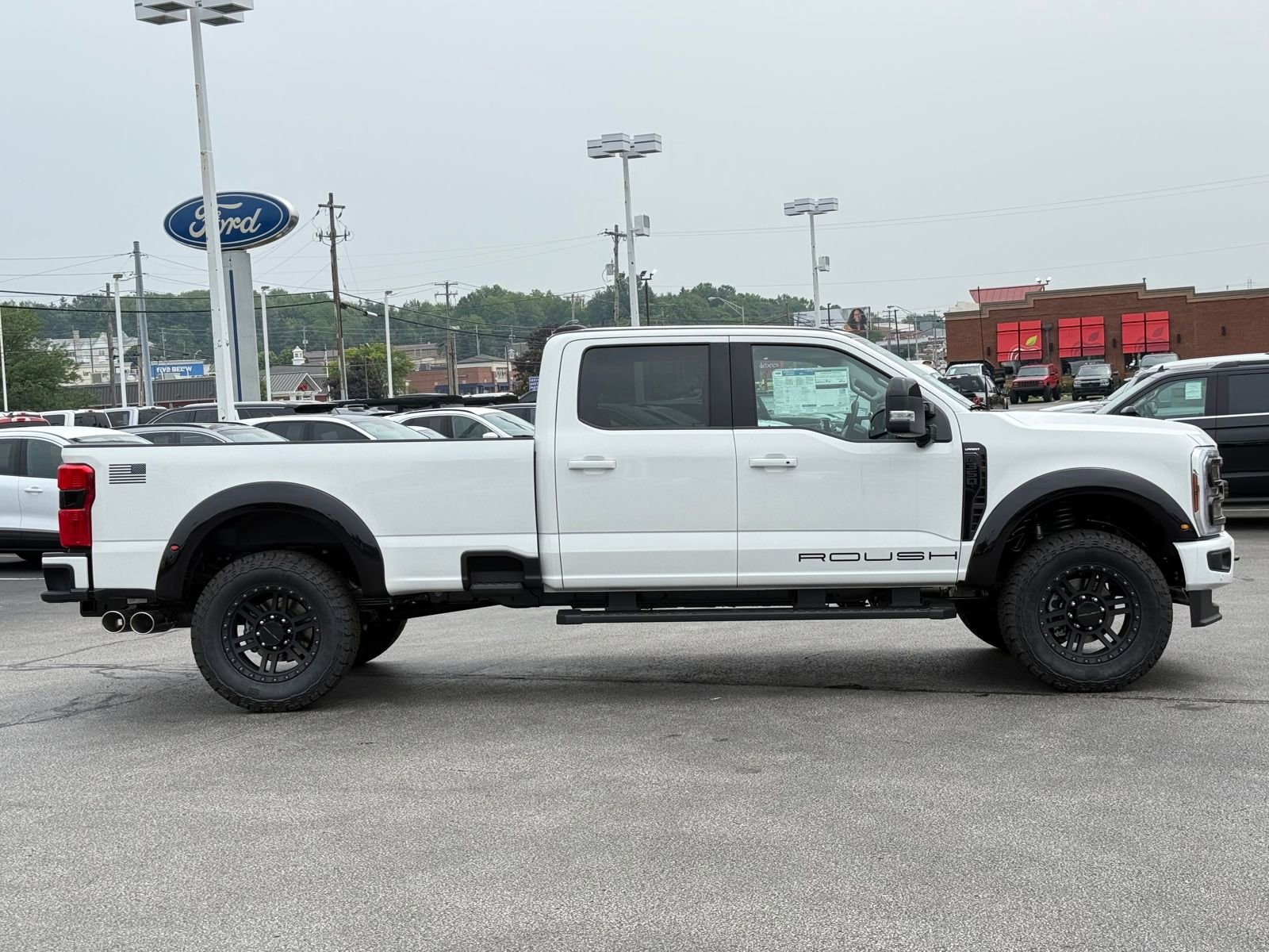 New 2024 Ford F350 Lariat w/ Lariat Ultimate Package image 6