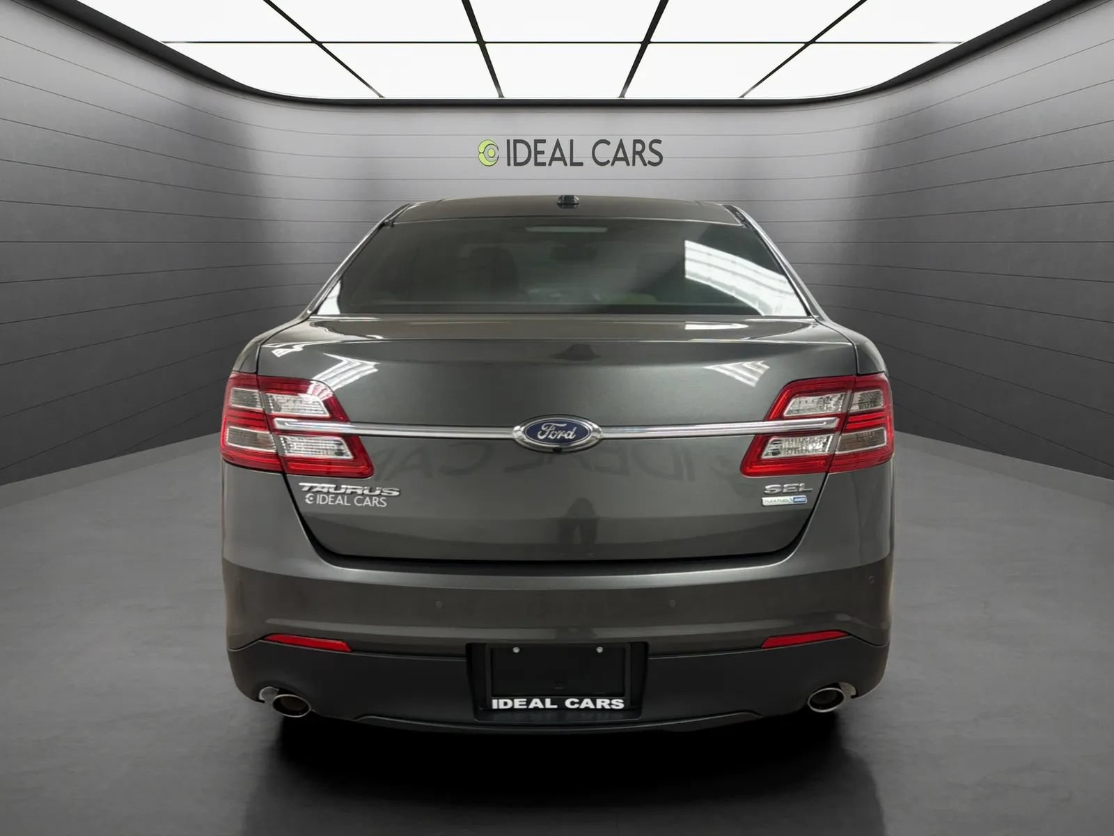 Used 2017 Ford Taurus SEL AWD/4WD image 6