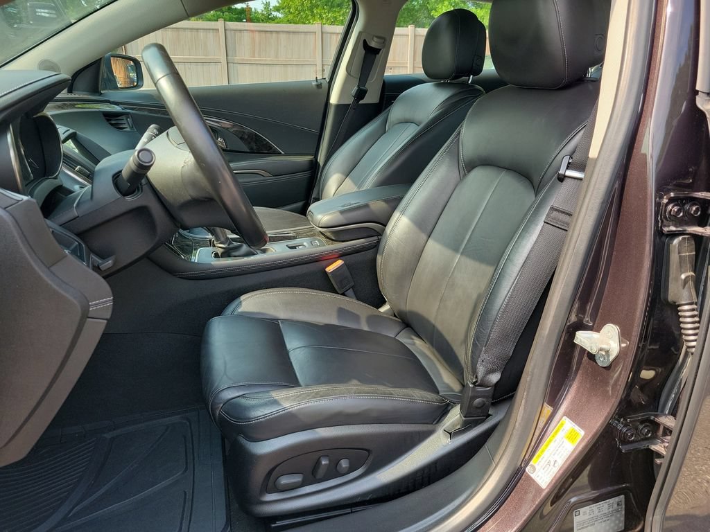 Used 2014 Buick LaCrosse Leather FWD image 19