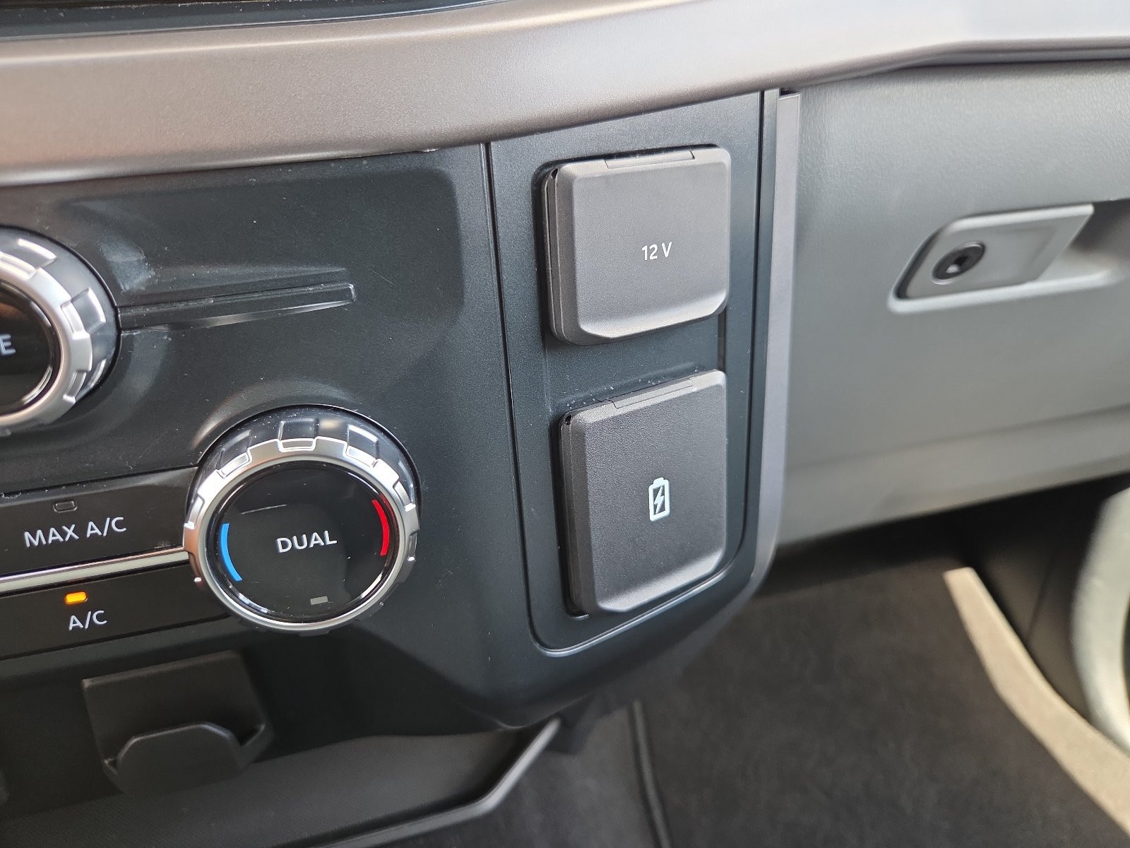 Used 2025 Ford F150 XLT w/ Equipment Group 301A Standard AWD/4WD image 21