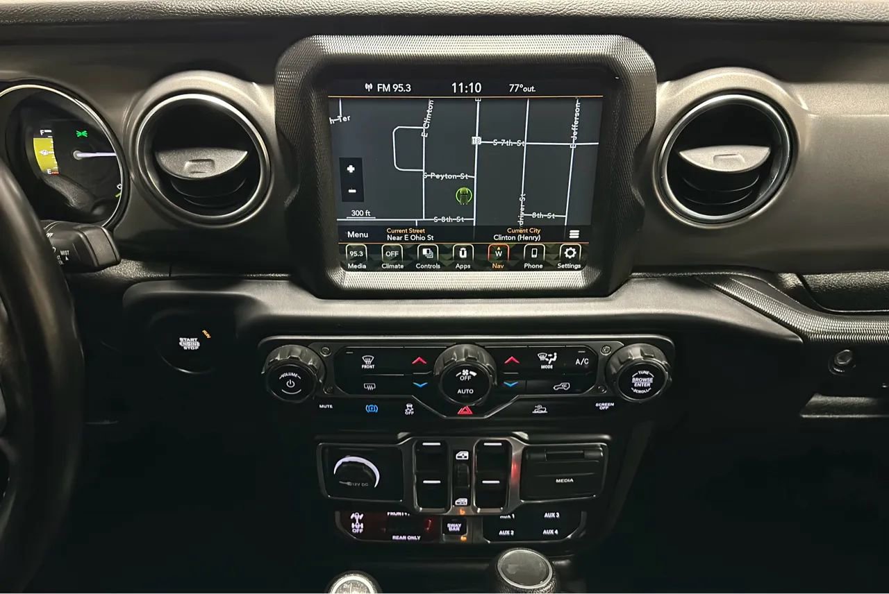 Used 2022 Jeep Wrangler Unlimited Rubicon 4xe image 14