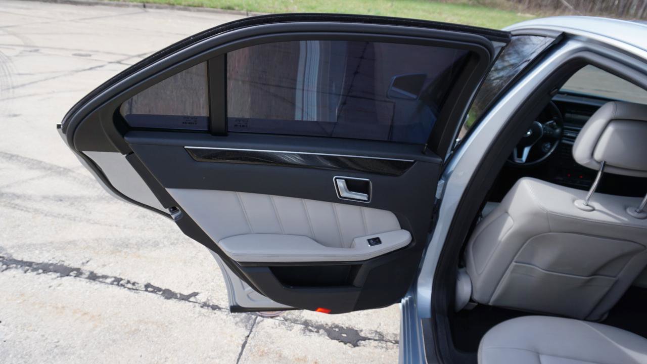 Used 2013 Mercedes-Benz E 350 BlueTEC Sedan image 31