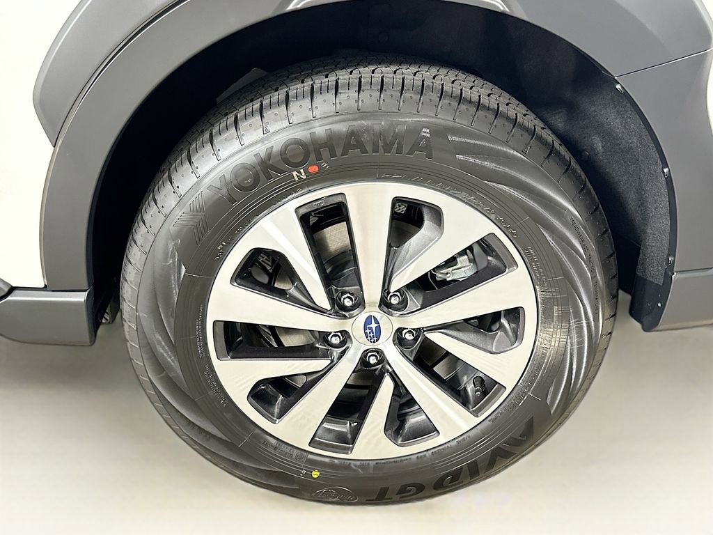 Used 2025 Subaru Outback Premium w/ Popular Package #1 image 24