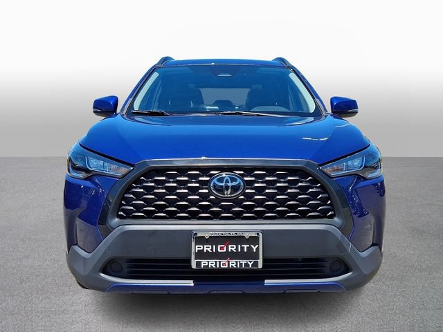 Certified 2023 Toyota Corolla Cross LE w/ Moonroof Package AWD/4WD video 2
