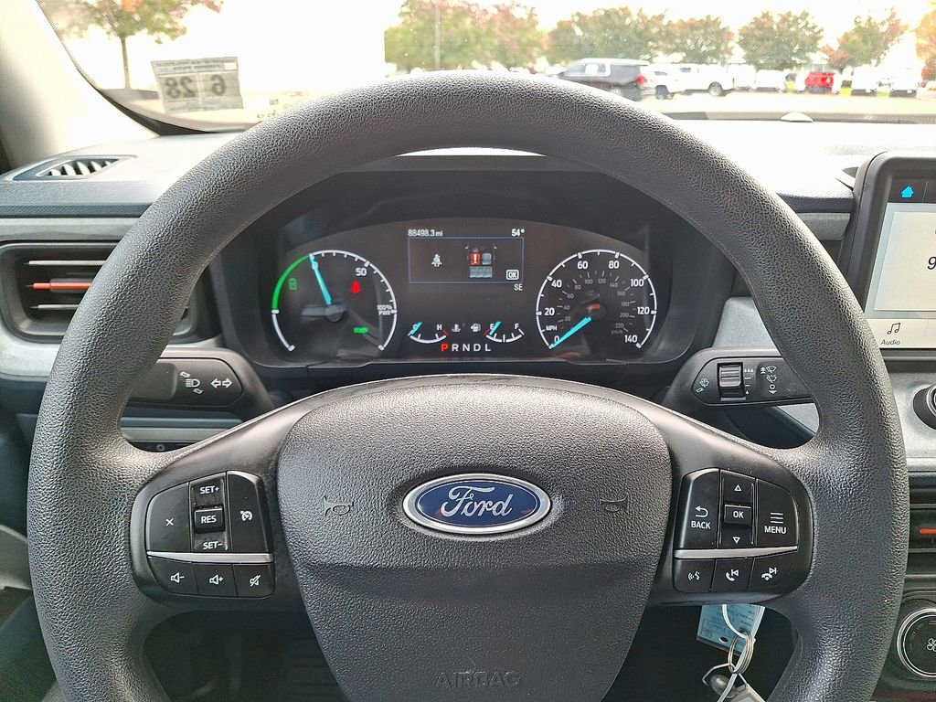 Used 2023 Ford Maverick XLT image 18