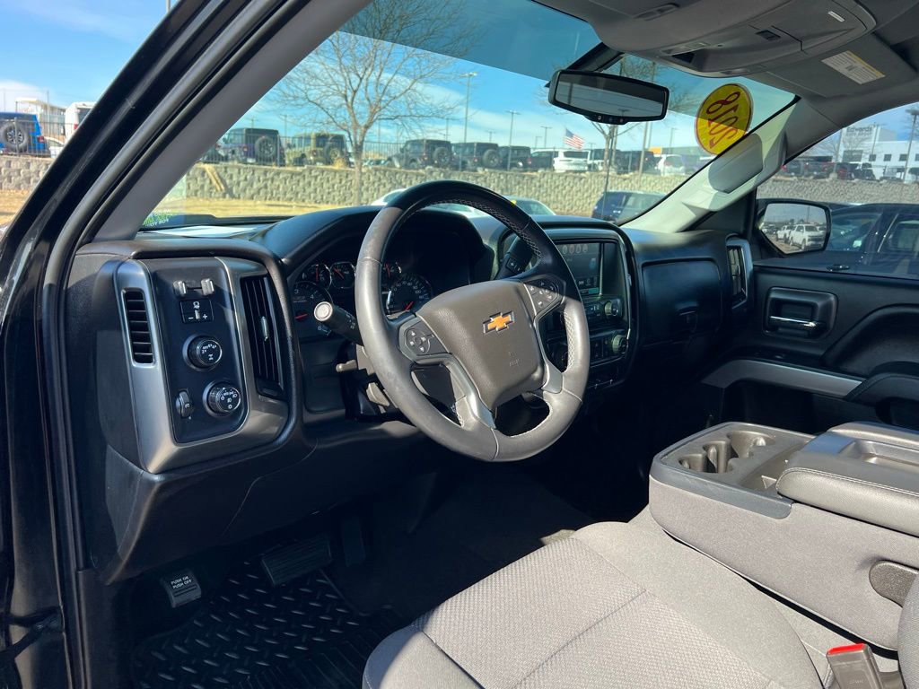 Used 2018 Chevrolet Silverado 1500 LT w/ LT Convenience Package image 15