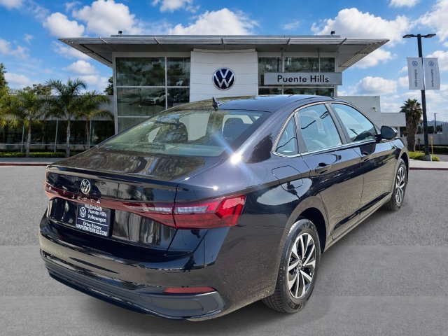 New 2027 Volkswagen Jetta S FWD image 4