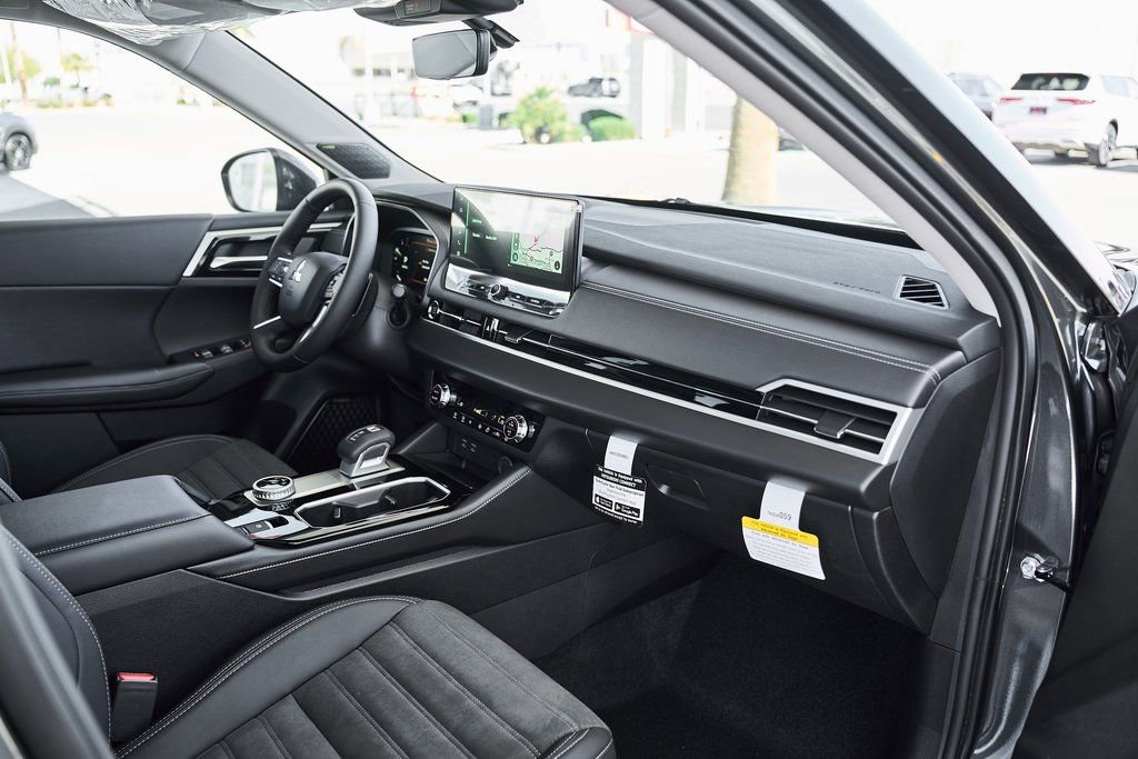 New 2026 Mitsubishi Outlander SE FWD image 26