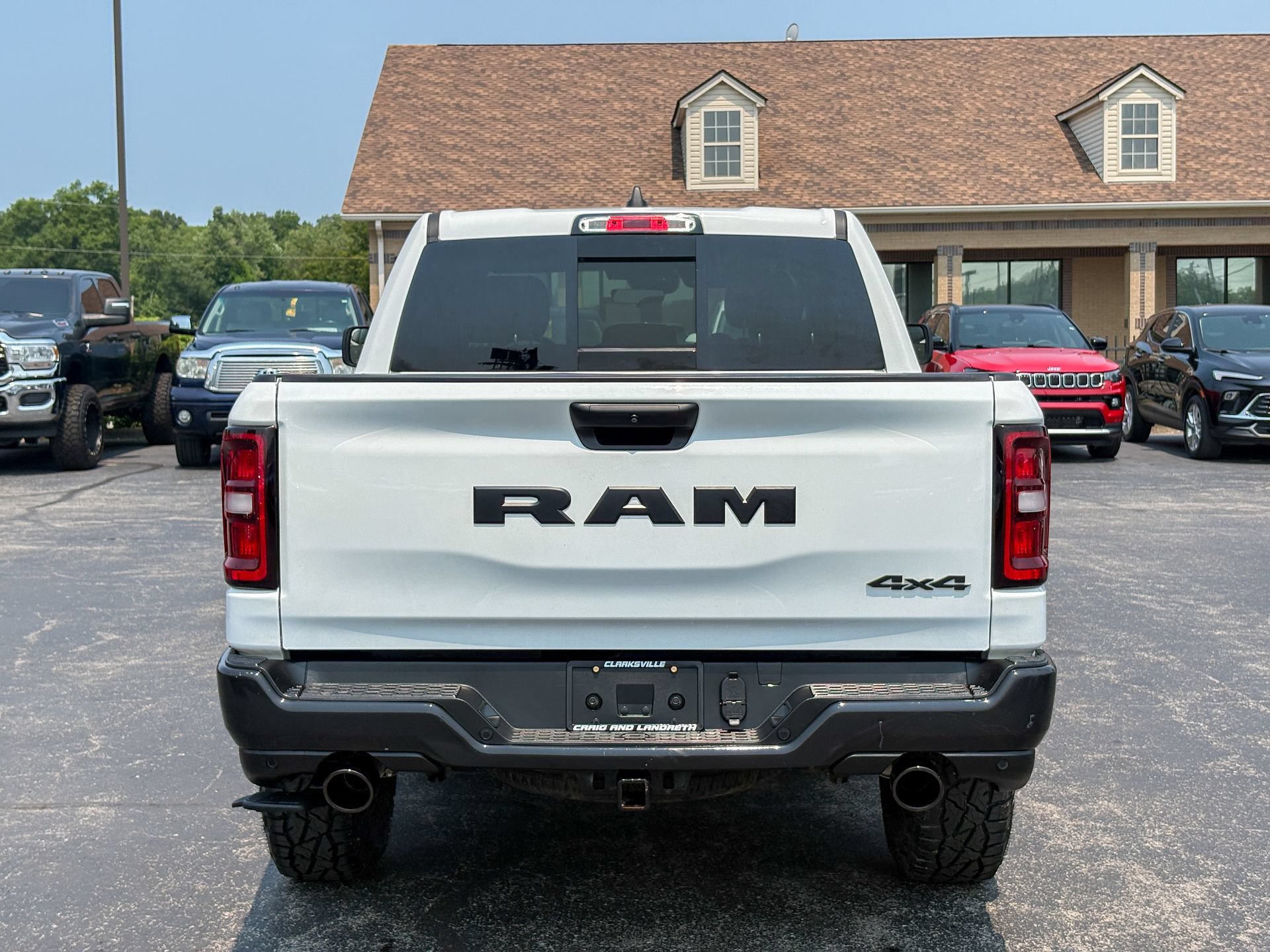 Used 2025 RAM 1500 Warlock AWD/4WD image 11