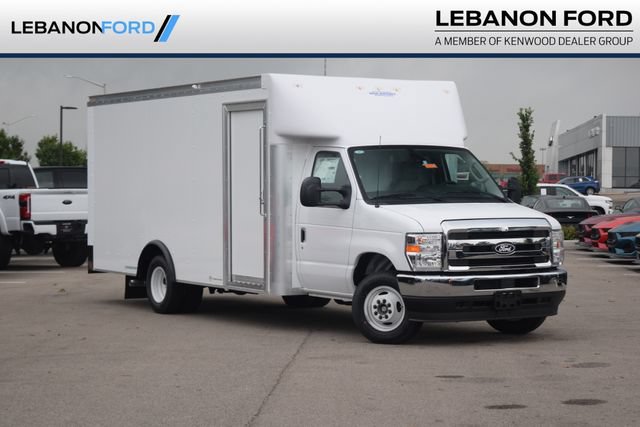 New 2027 Ford E-350 and Econoline 350 Super Duty w/ Power Equipment Group RWD image 1