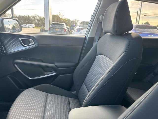 New 2025 Kia Soul EX image 17