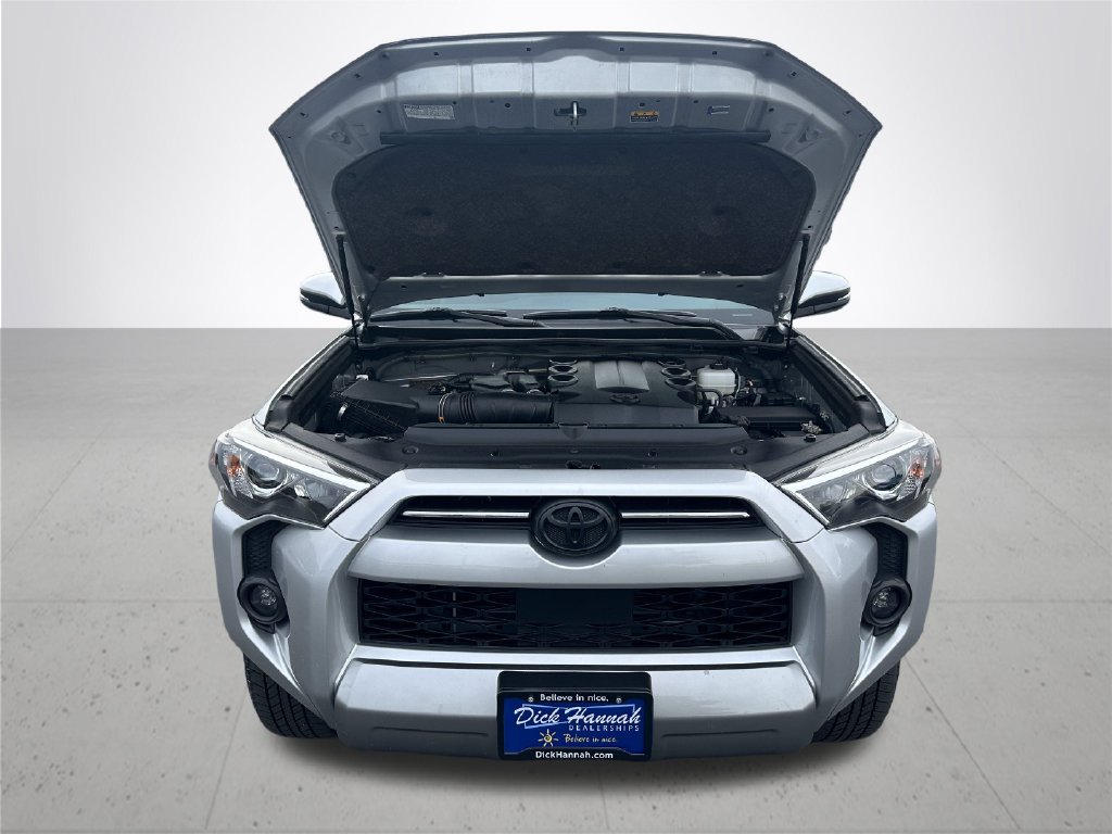 Used 2023 Toyota 4Runner TRD Off-Road Premium w/ Moonroof Package AWD/4WD image 4