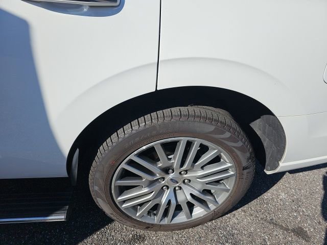 Used 2022 Ford Expedition Platinum image 8