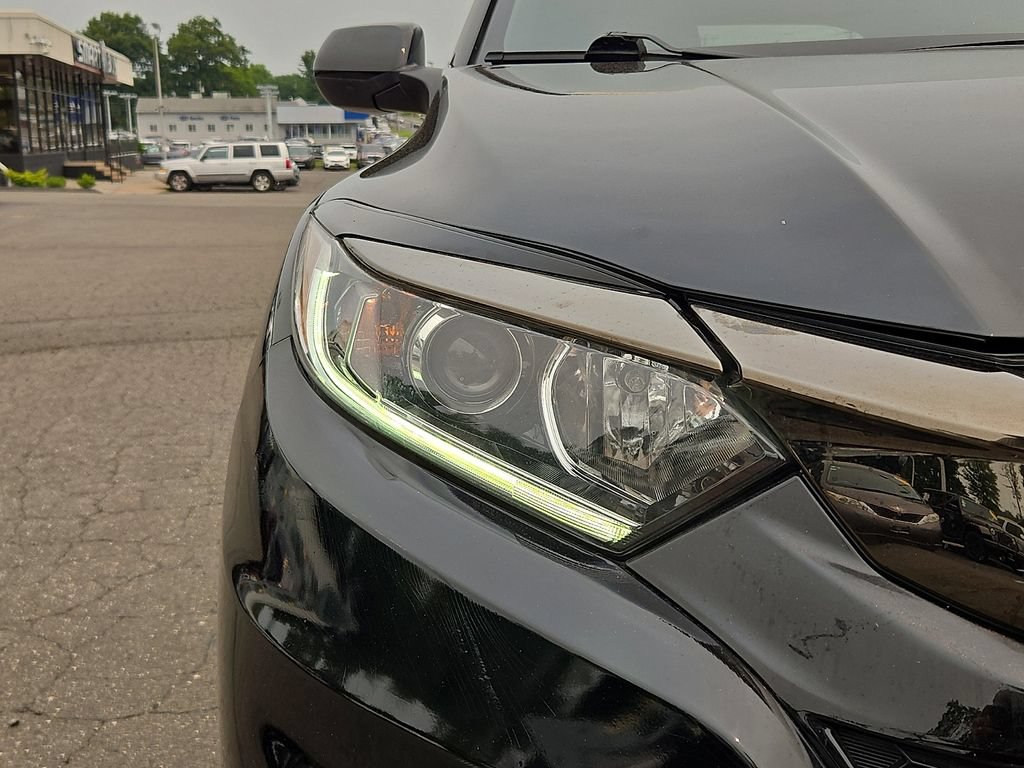 Used 2022 Honda HR-V Sport image 10