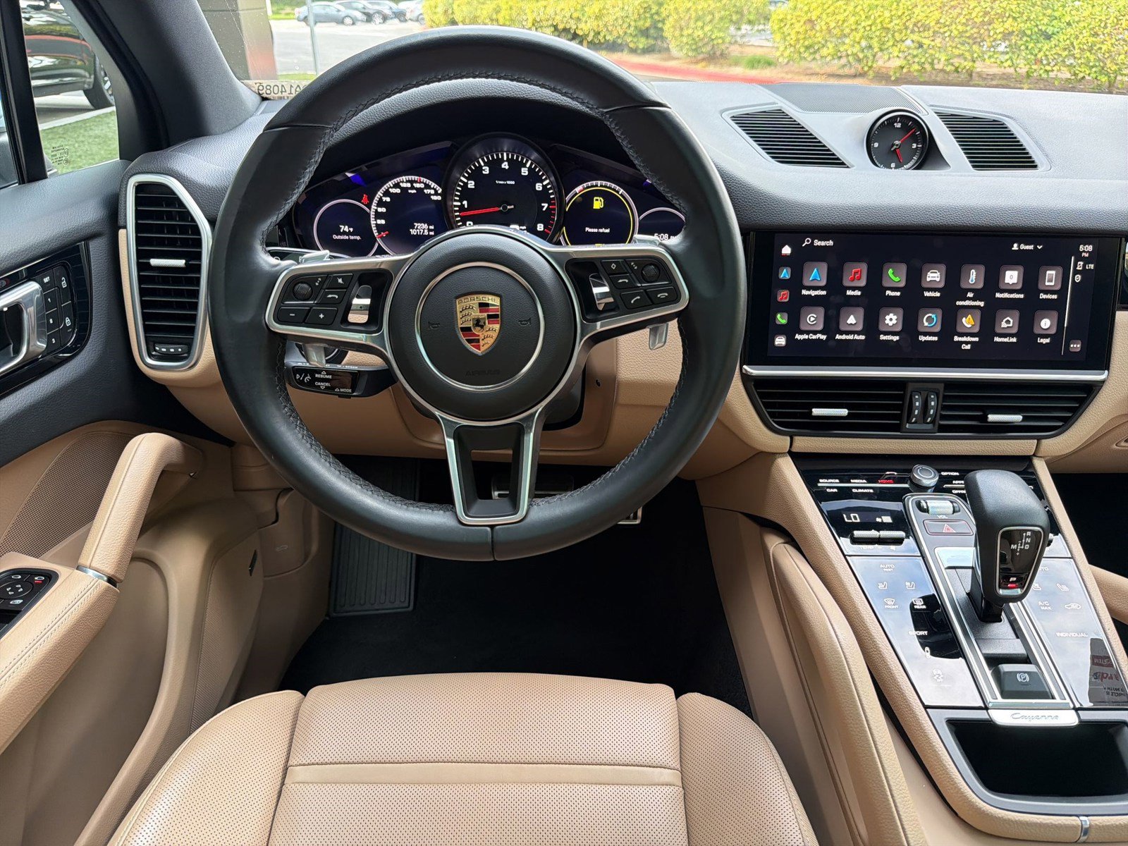 Used 2023 Porsche Cayenne S image 27