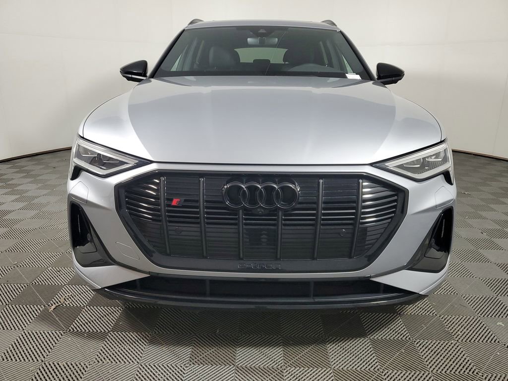 Used 2023 Audi e-tron S Premium Plus w/ Black Optic Package AWD/4WD image 2