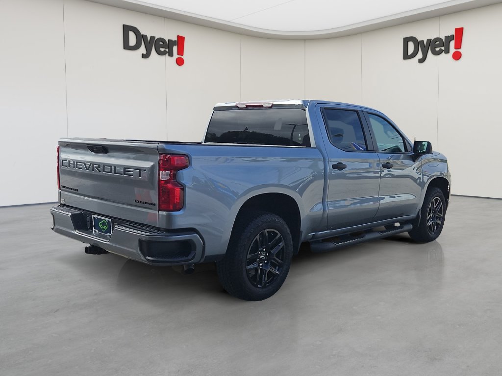 Used 2024 Chevrolet Silverado 1500 Custom w/ Turbomax Blackout Package RWD image 5