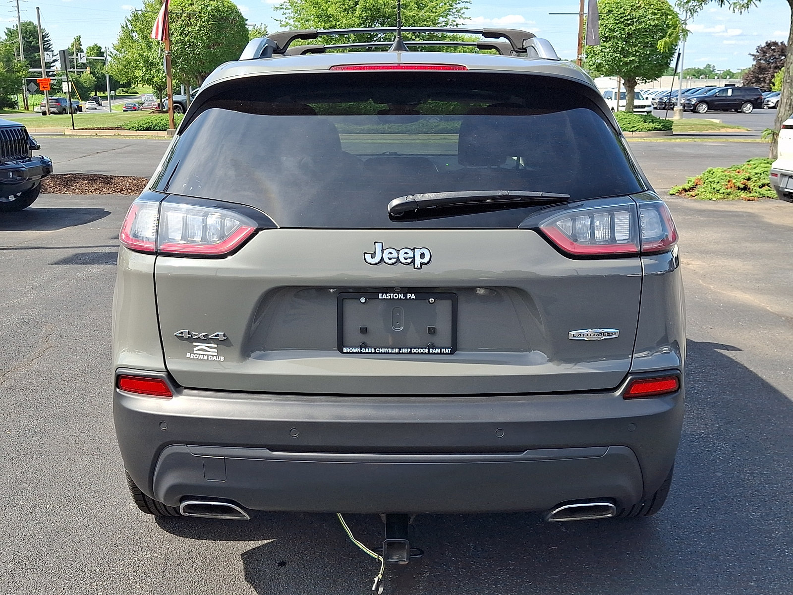 Certified 2021 Jeep Cherokee Latitude Lux w/ Sun & Sound Group AWD/4WD image 5