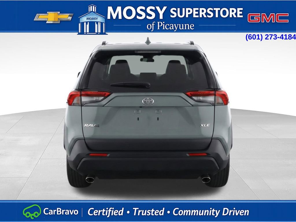 Used 2023 Toyota RAV4 XLE w/ Convenience Package FWD image 8