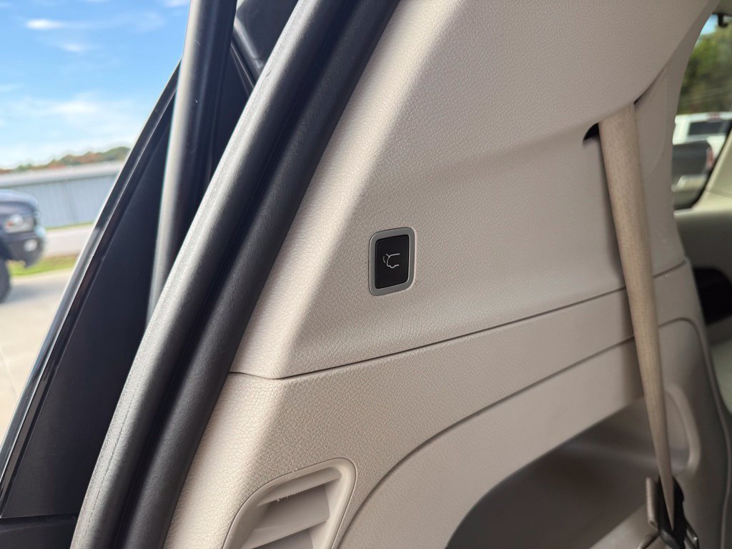 Used 2019 Chrysler Pacifica Touring-L Plus w/ Advanced Safetytec Group FWD image 54
