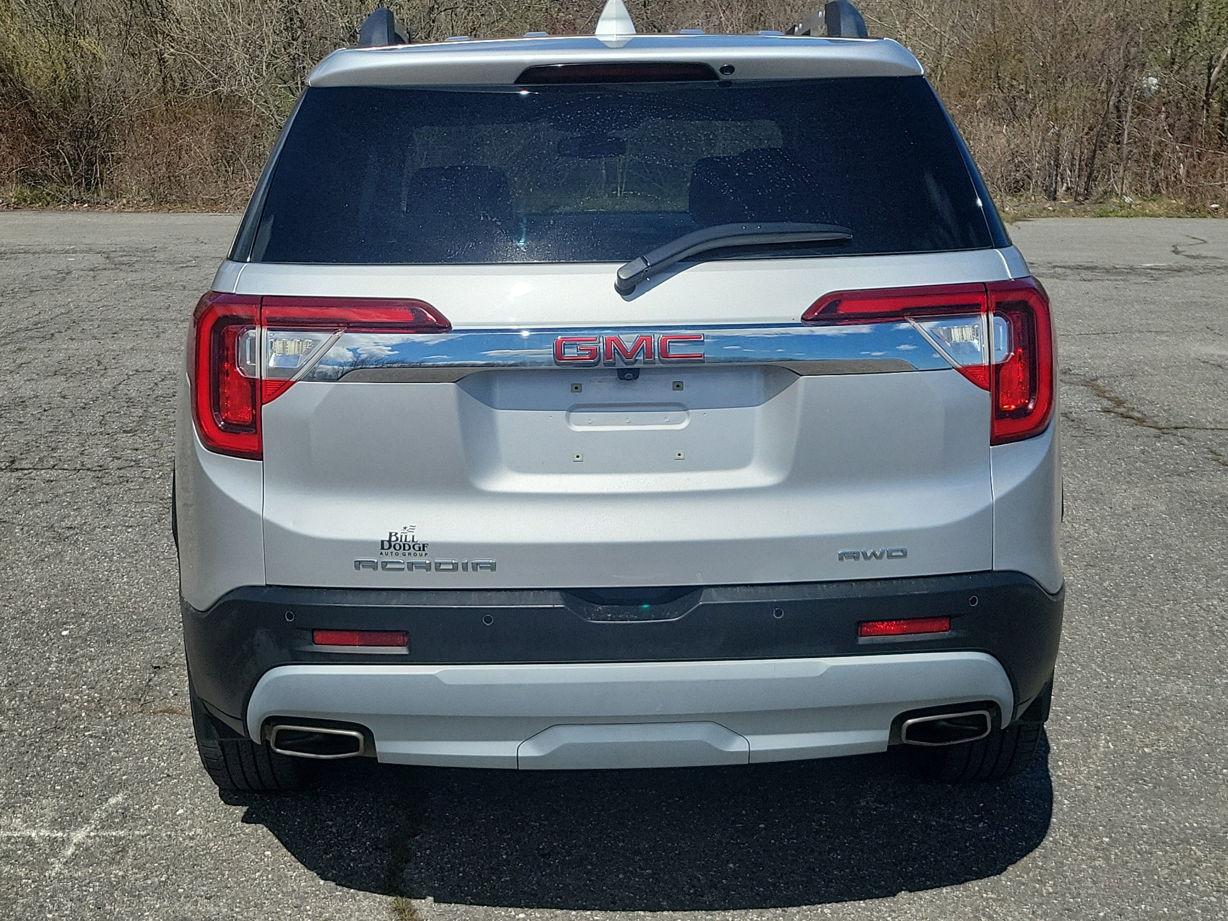 Used 2020 GMC Acadia SLT w/ Trailering Package AWD/4WD image 6