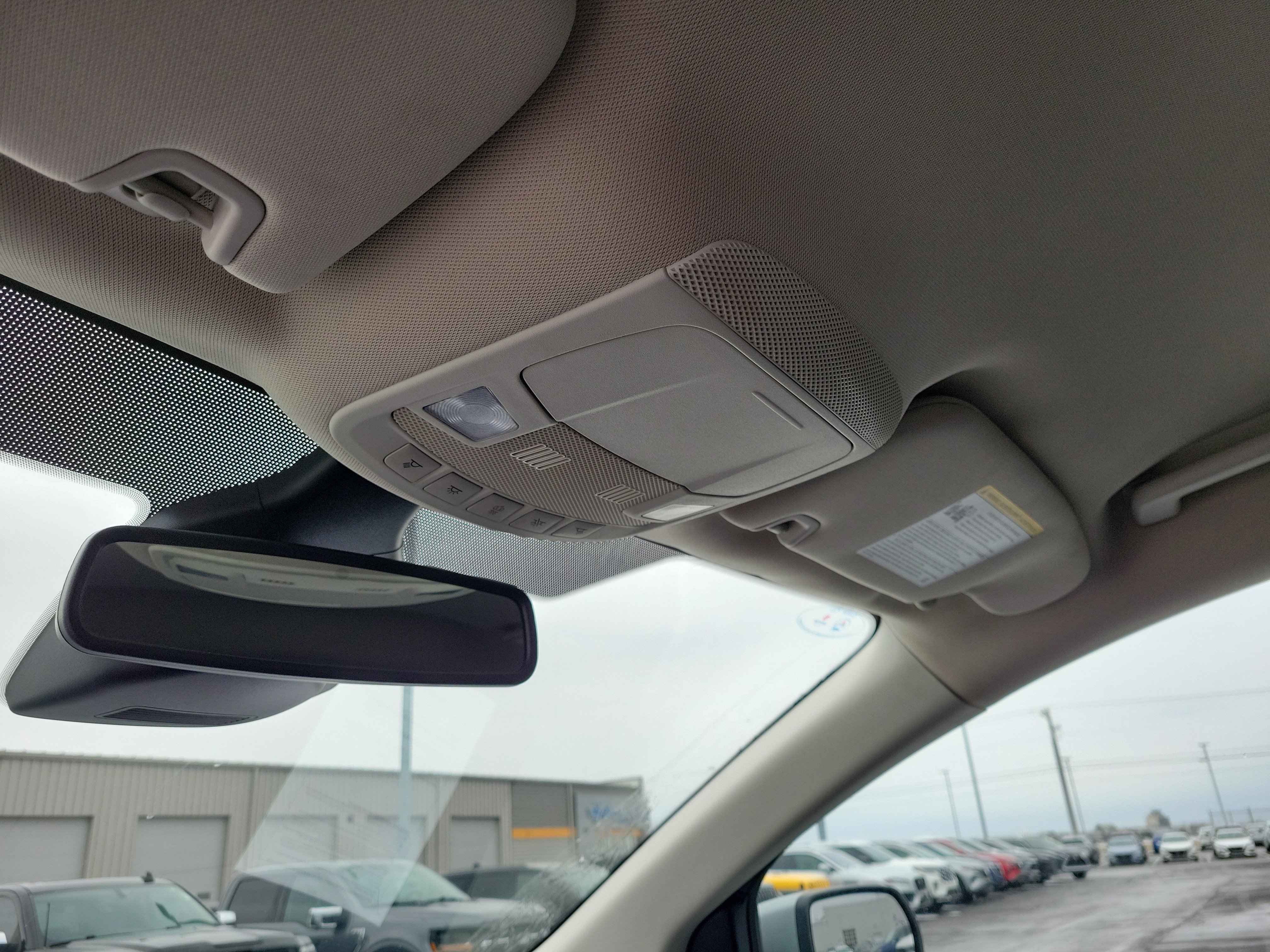 Used 2024 Ford Edge SEL AWD/4WD image 30